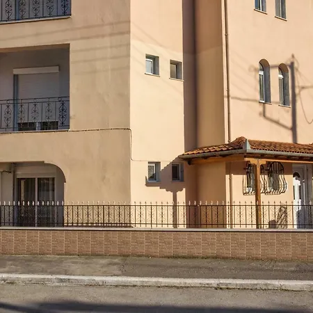 House Ioanna